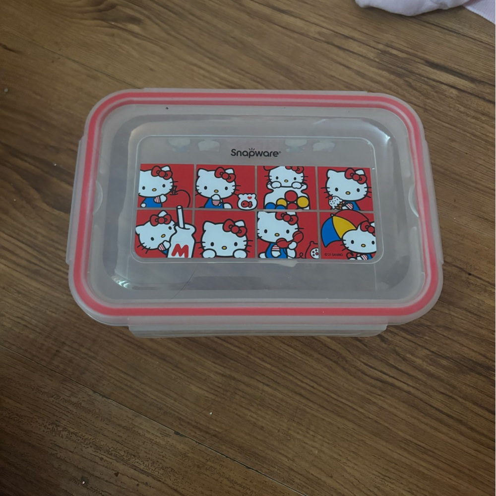 Hello Kitty snapware rare